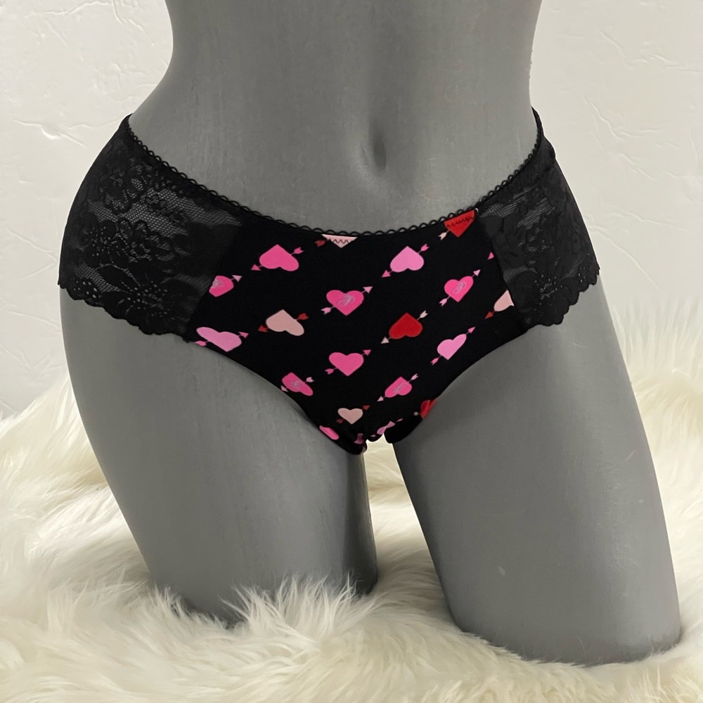 Victoria’s Secret Pink No-Show Cheeky Panty Underwear. NWT